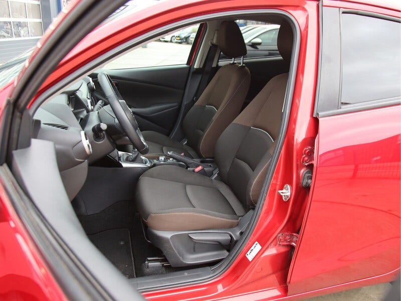 Mazda 2 (8)