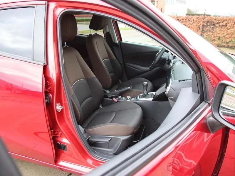 Mazda 2 (10)