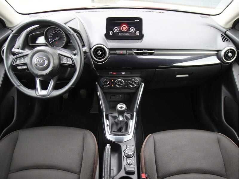 Mazda 2 (13)