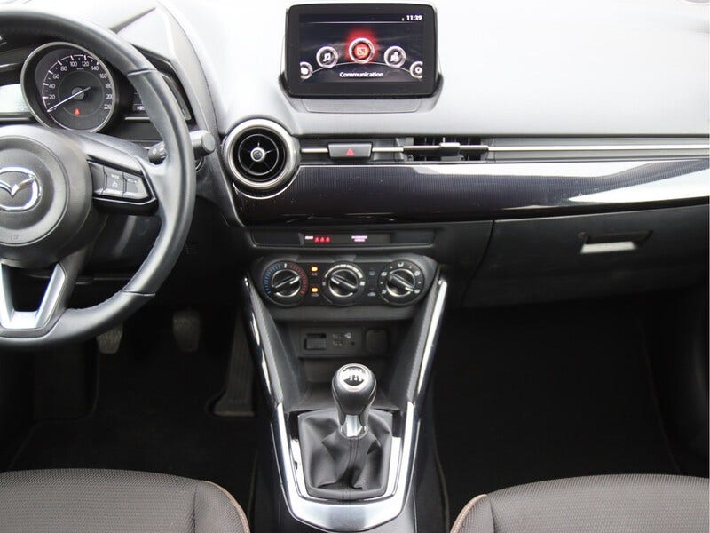 Mazda 2 (24)