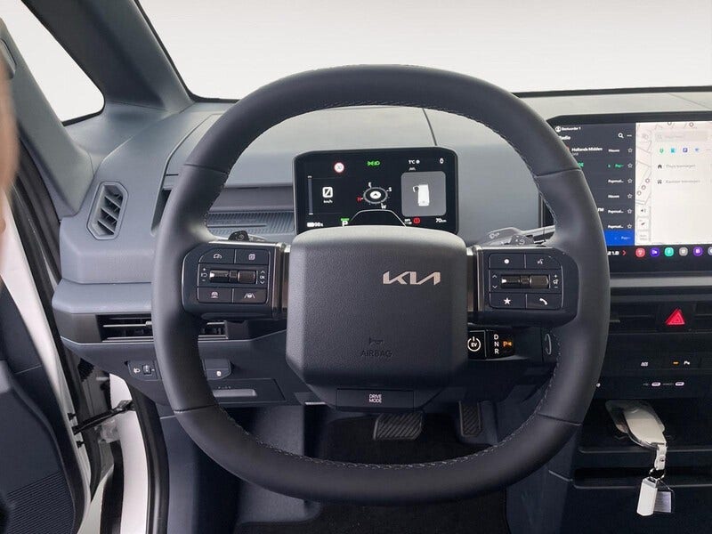 Kia PV5 (14)