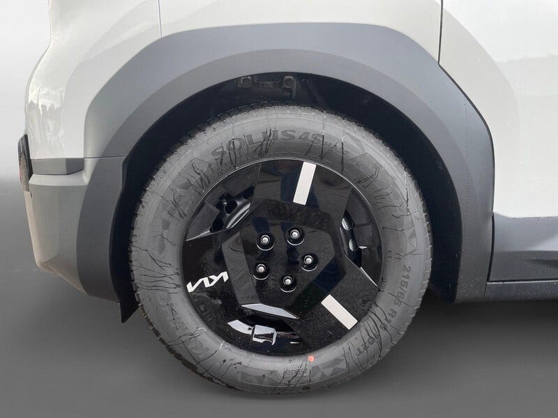 Kia PV5 (23)