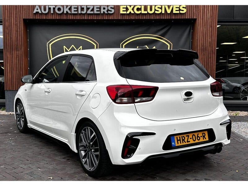 Kia Rio (7)
