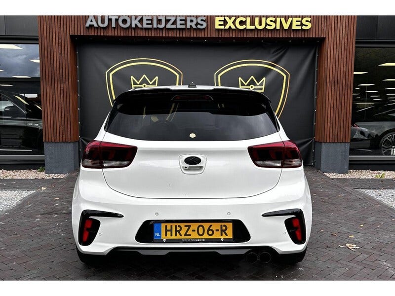 Kia Rio (9)