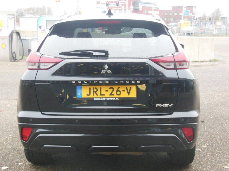 Mitsubishi Eclipse Cross (4)