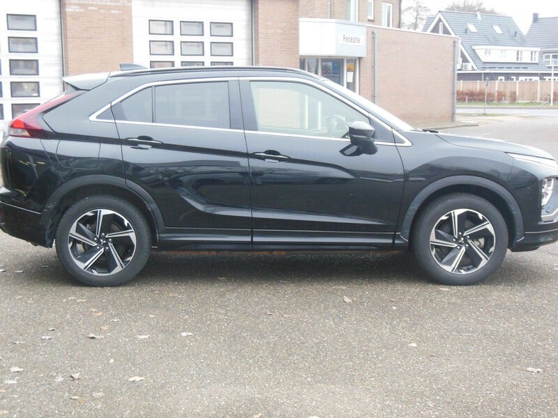 Mitsubishi Eclipse Cross (6)