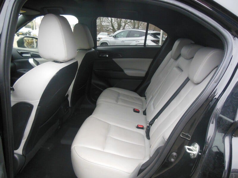 Mitsubishi Eclipse Cross (9)