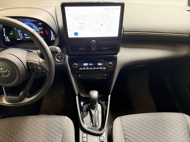 Toyota Yaris Cross (8)