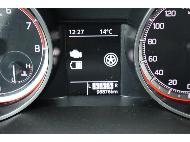 Suzuki Swift (11)