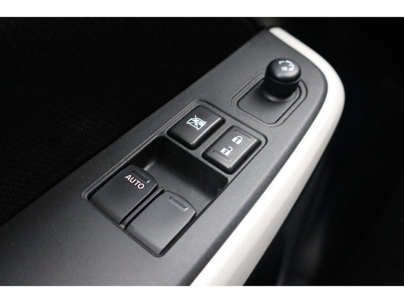 Suzuki Swift (12)