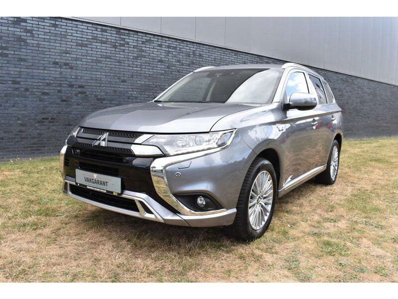 Mitsubishi Outlander (17)
