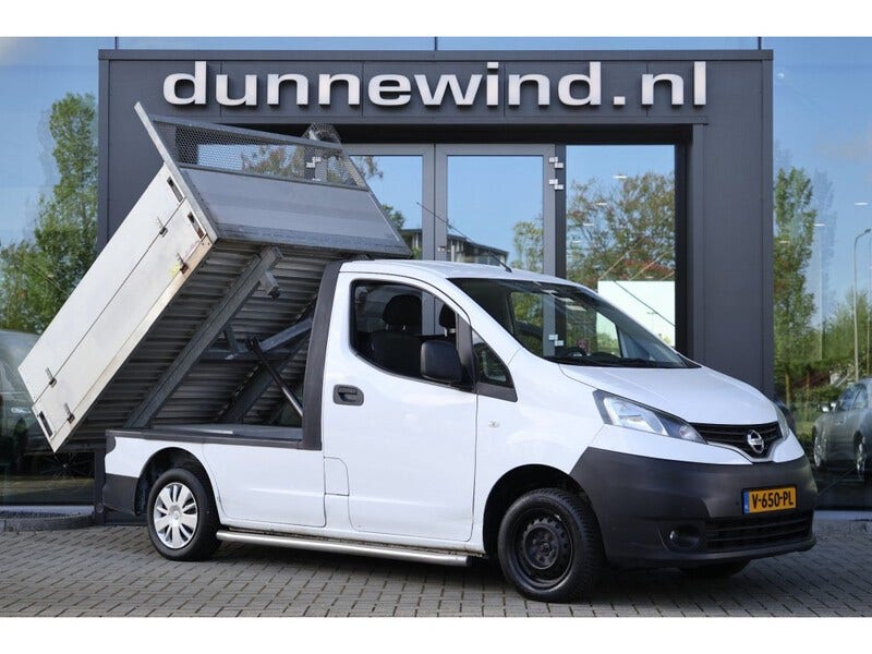 Nissan NV200