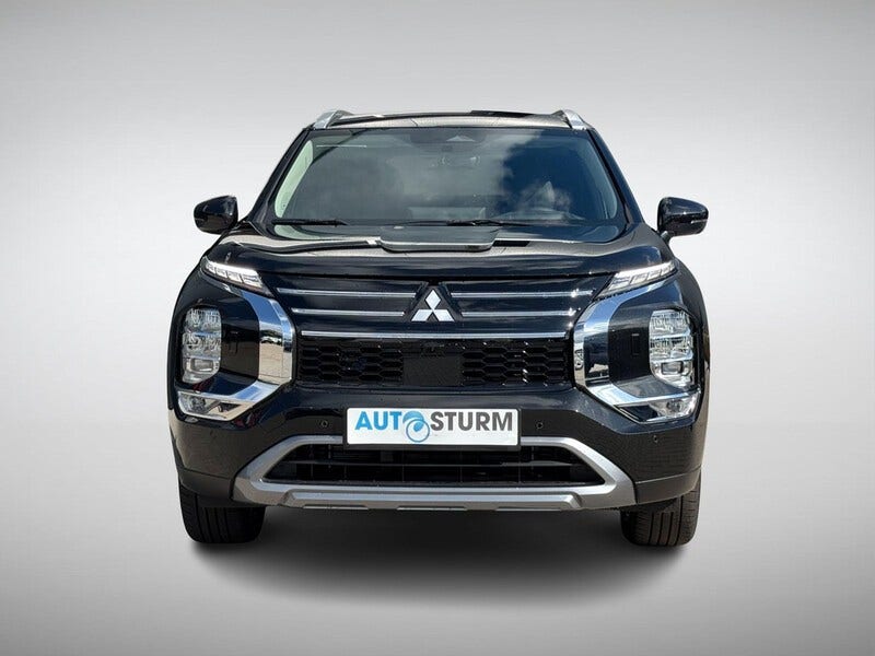 Mitsubishi Outlander (2)