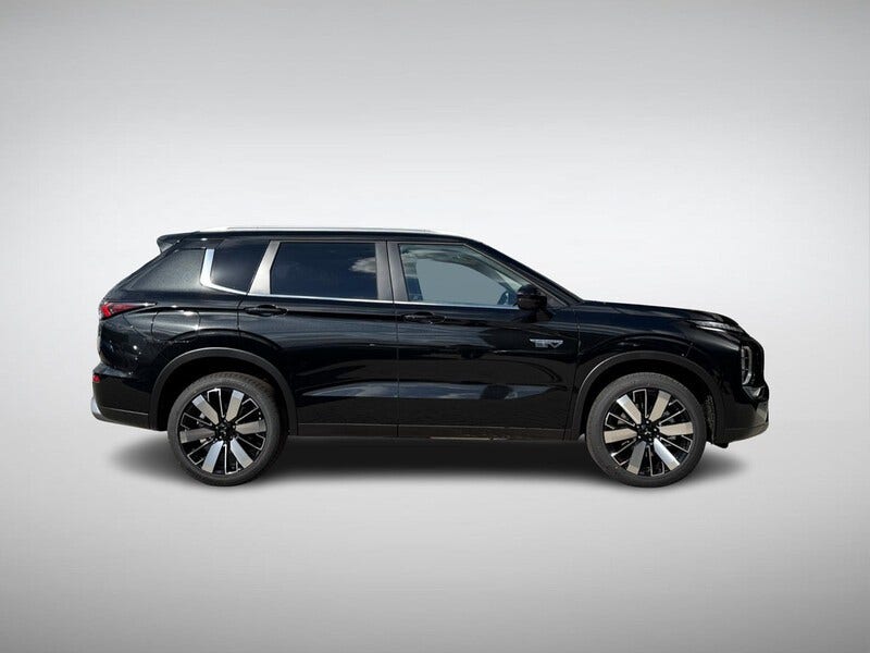 Mitsubishi Outlander (3)