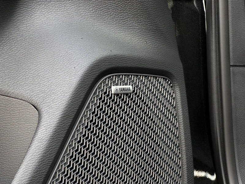 Mitsubishi Outlander (24)
