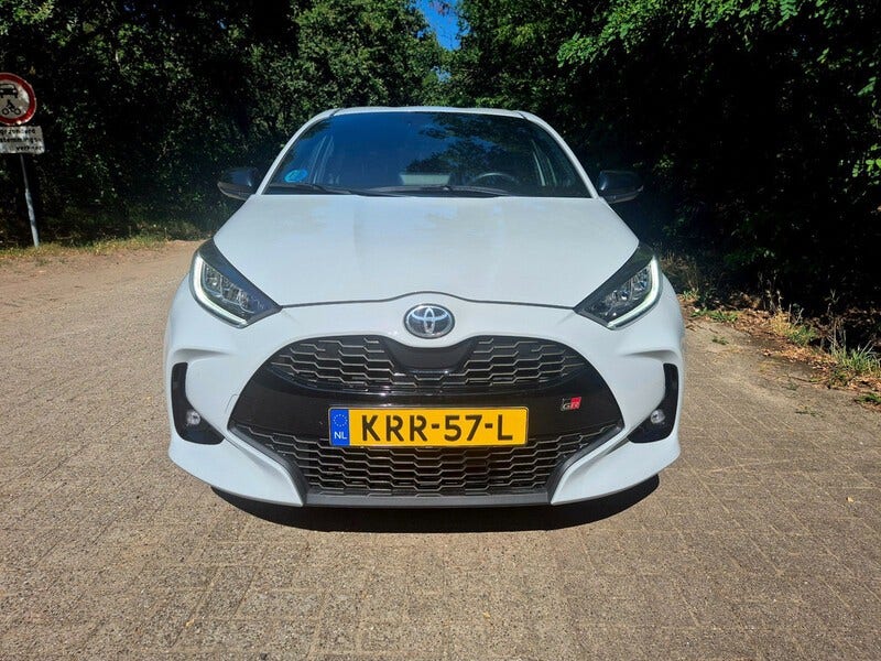 Toyota Yaris (5)
