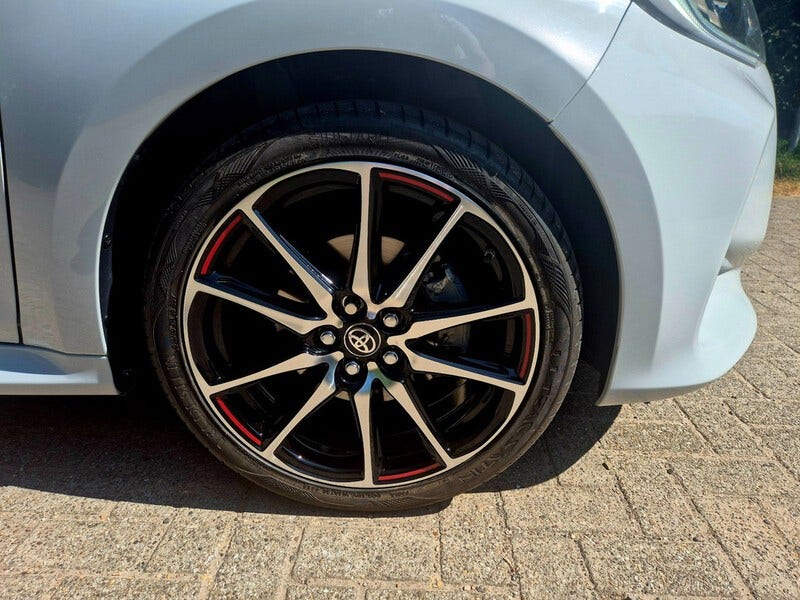Toyota Yaris (8)