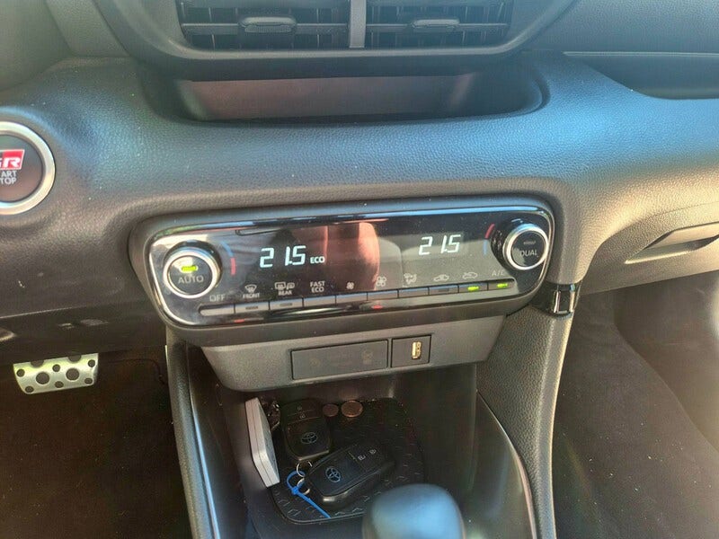 Toyota Yaris (22)