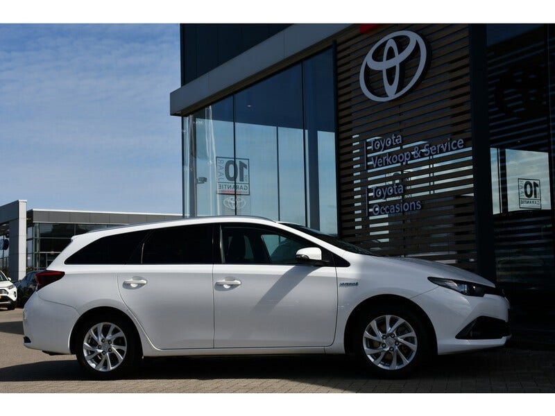 Toyota Auris (3)