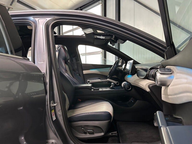 BYD Atto 3 (4)