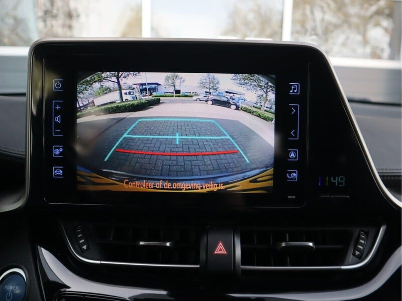 Toyota C-HR (8)