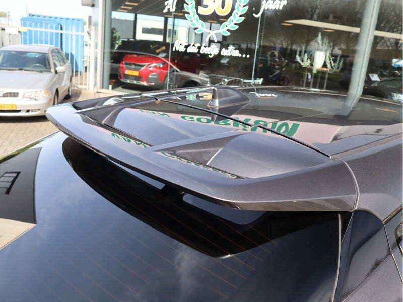 Toyota C-HR (9)