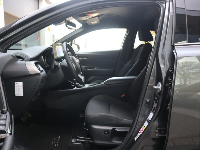 Toyota C-HR (17)