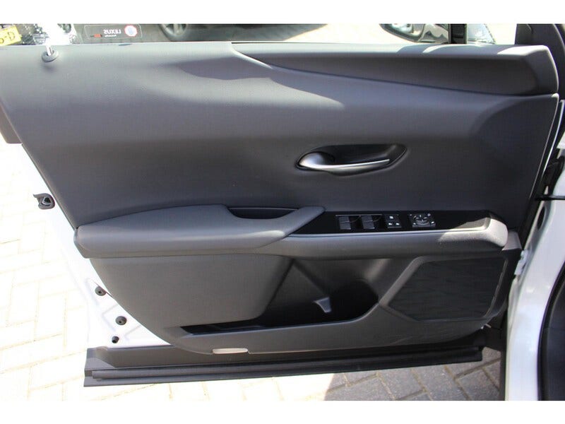 Lexus UX (15)