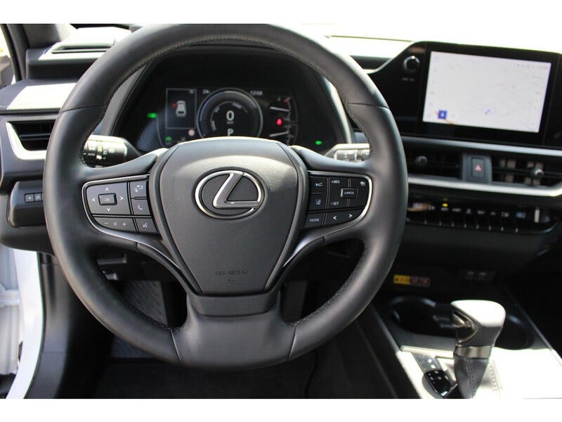 Lexus UX (16)