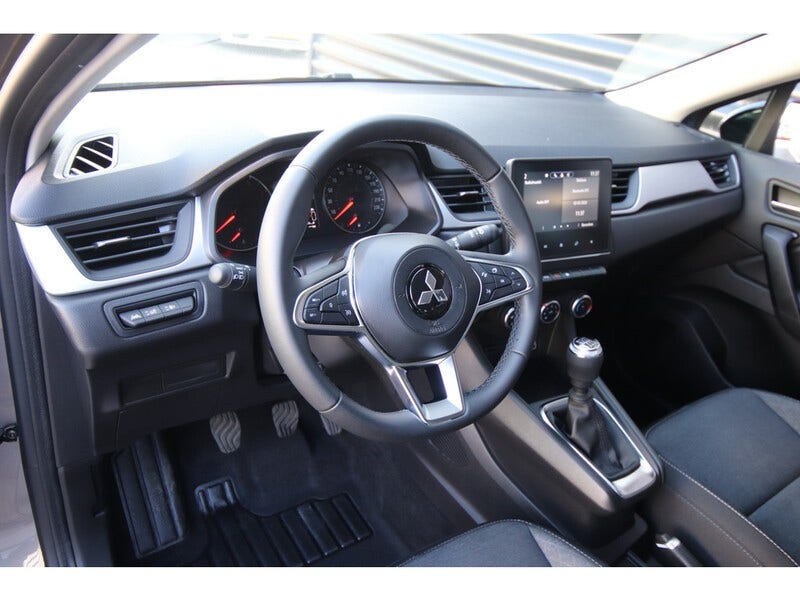 Mitsubishi ASX (24)