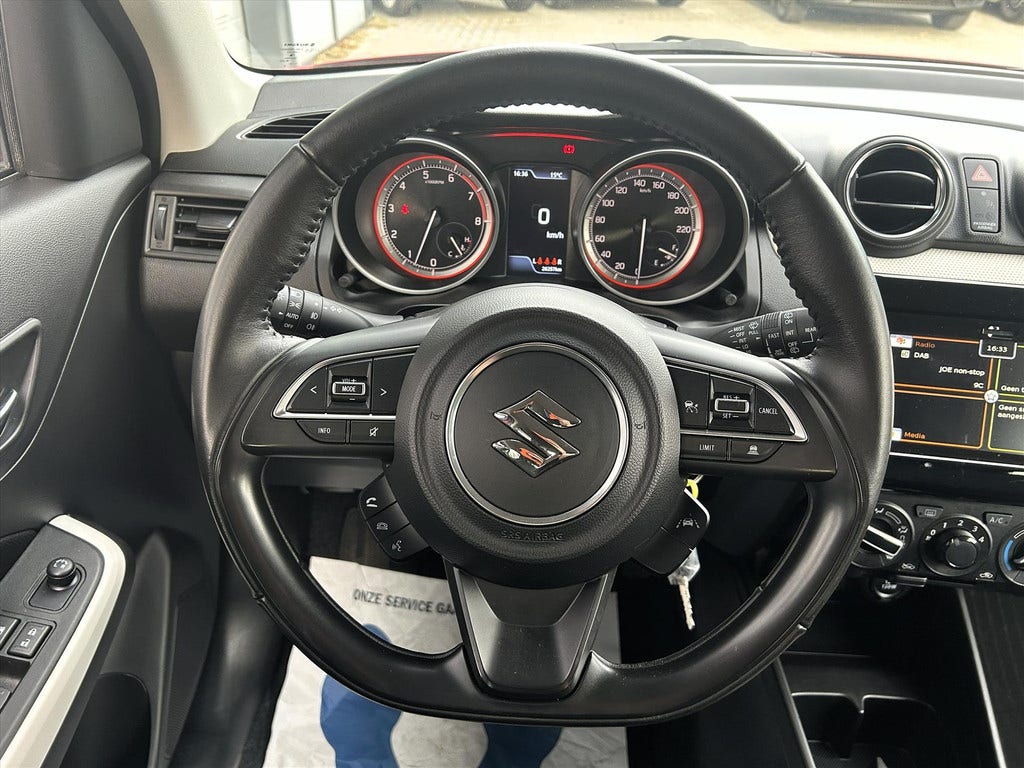 Suzuki Swift (12)