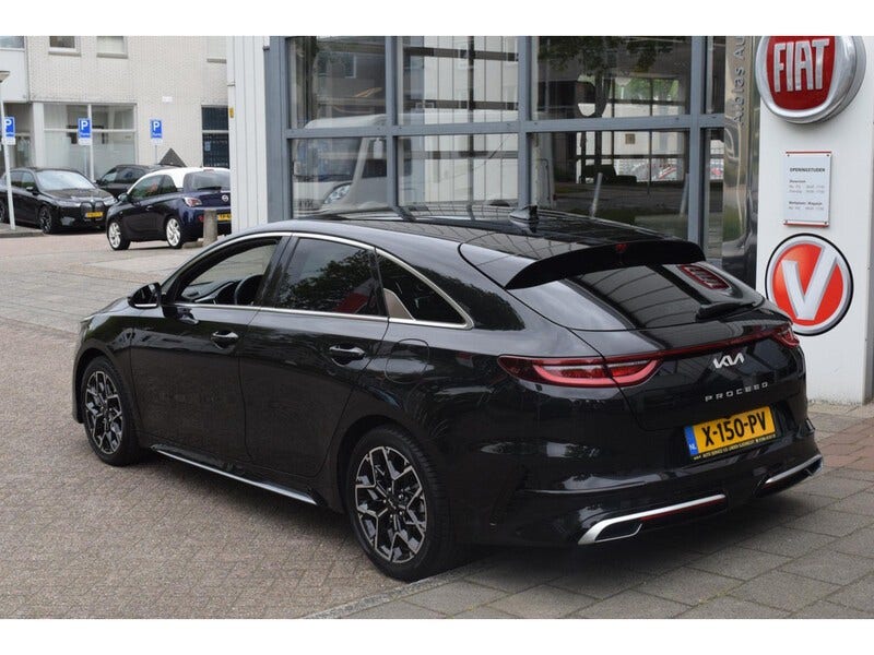 Kia ProCeed (3)