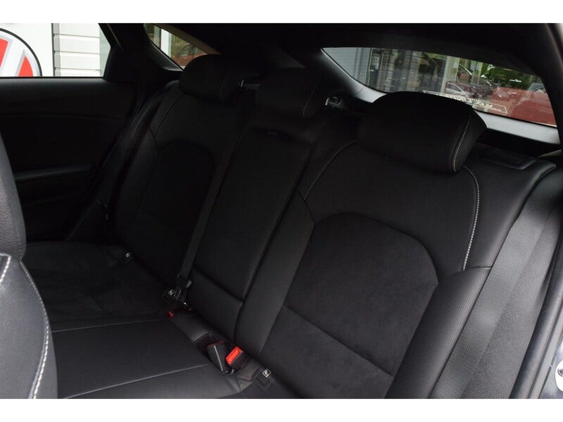 Kia ProCeed (22)