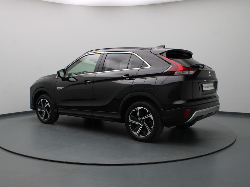 Mitsubishi Eclipse Cross (2)