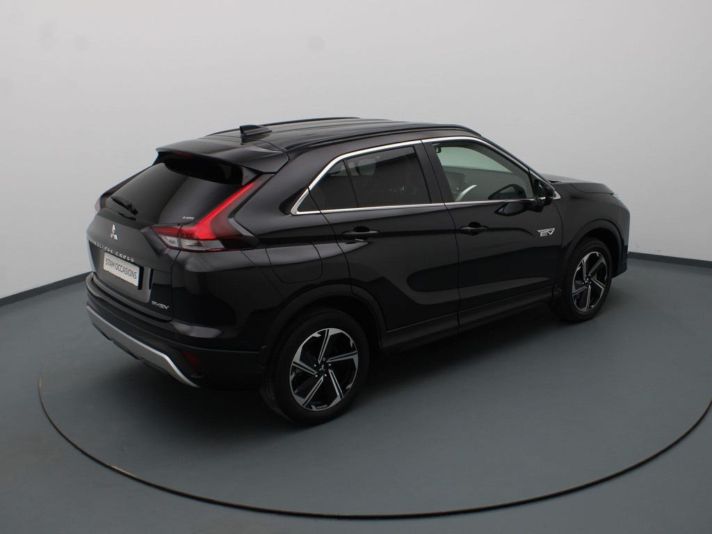 Mitsubishi Eclipse Cross (11)