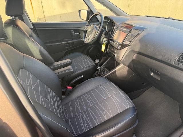 Kia Venga (14)