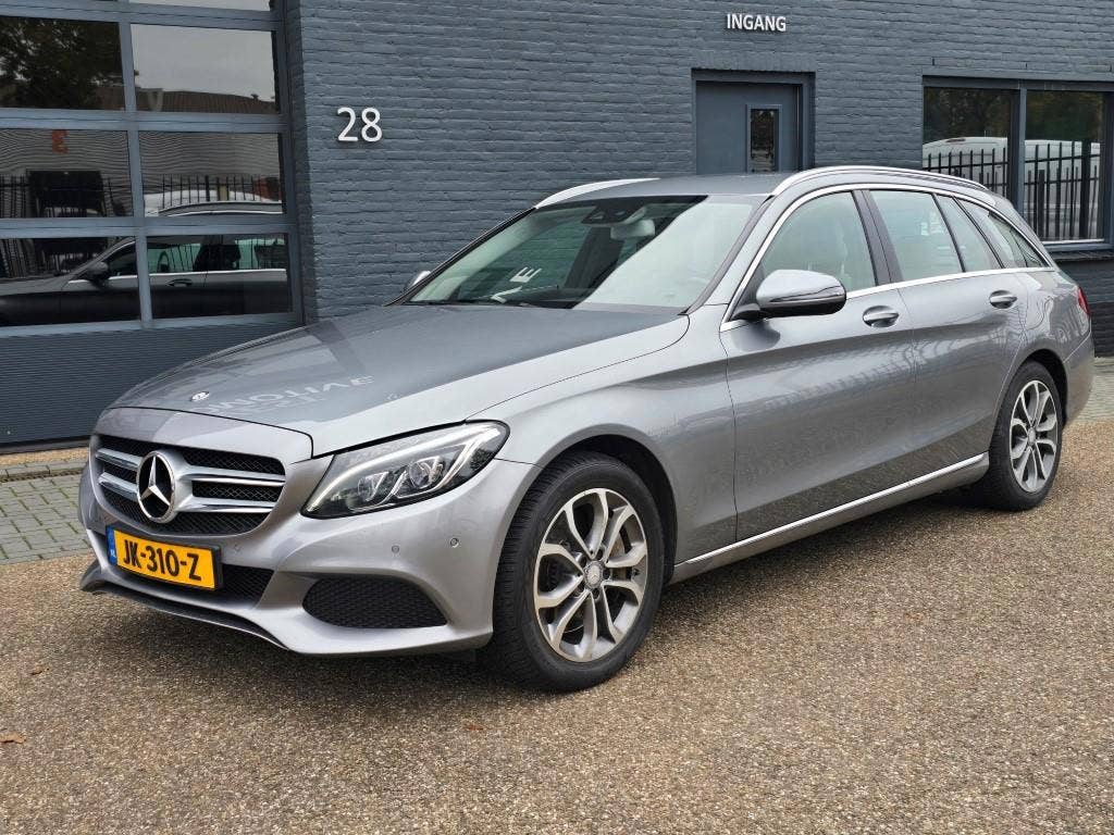 Mercedes-Benz C-Klasse —