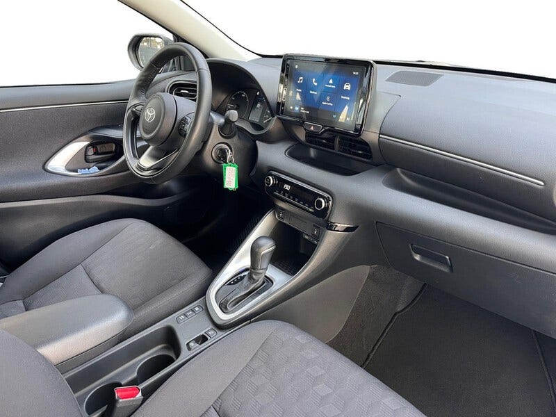 Toyota Yaris (3)