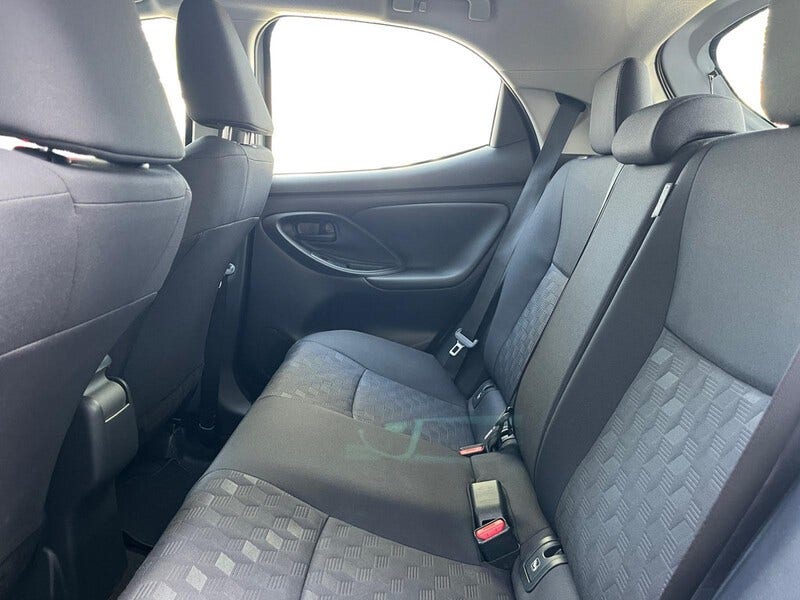 Toyota Yaris (6)