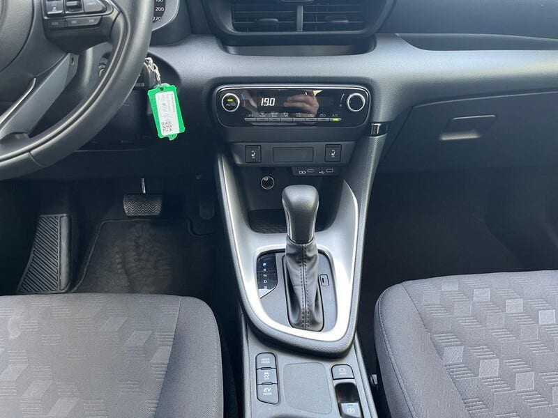 Toyota Yaris (8)