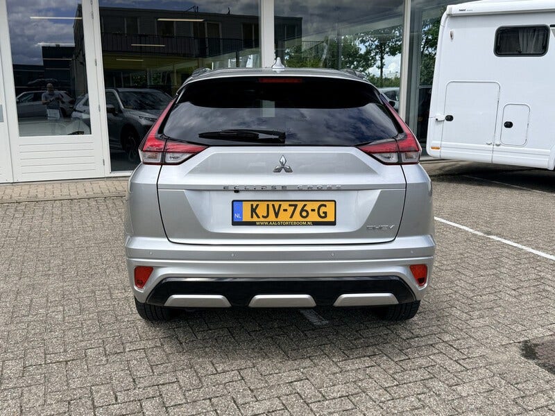 Mitsubishi Eclipse Cross (10)