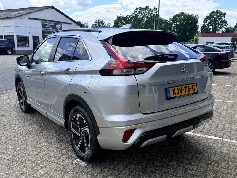 Mitsubishi Eclipse Cross (12)