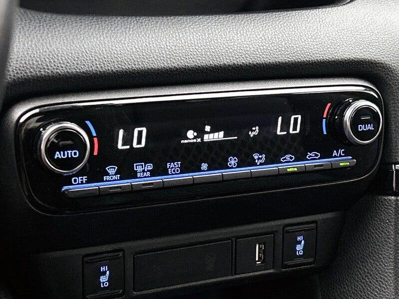 Toyota Yaris (11)