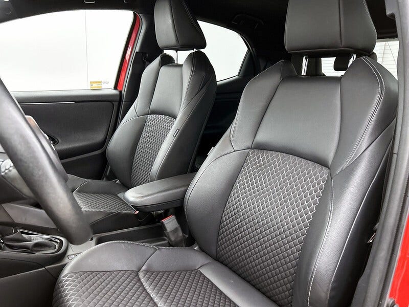 Toyota Yaris (16)