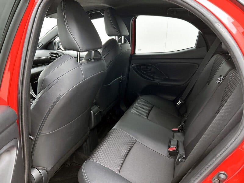 Toyota Yaris (17)