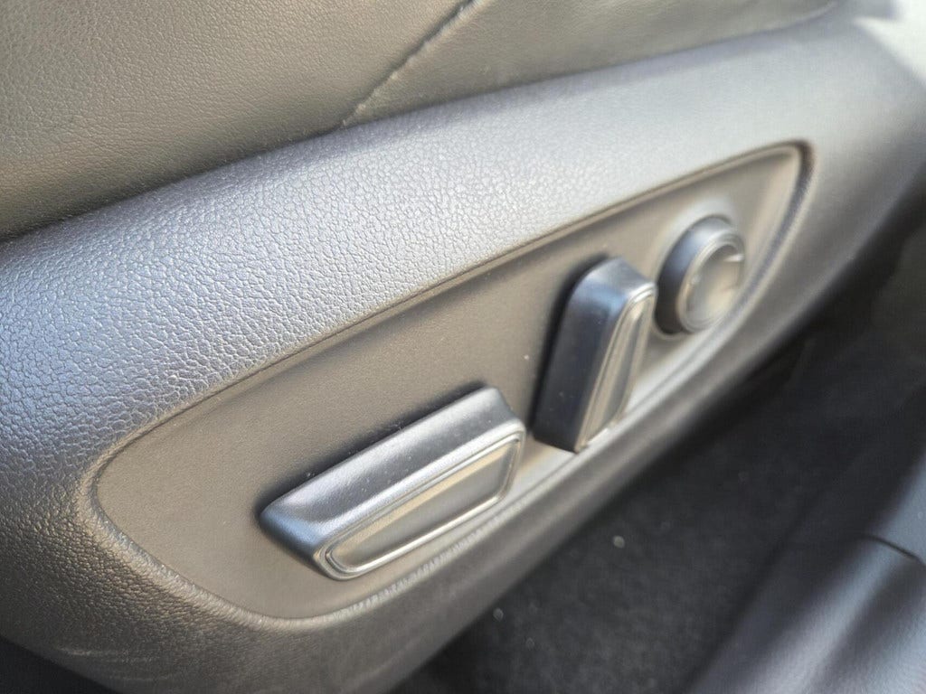 Toyota RAV4 (9)