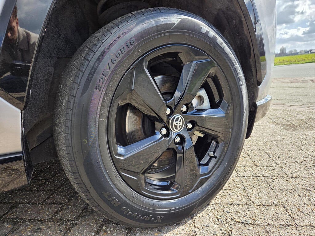 Toyota RAV4 (19)