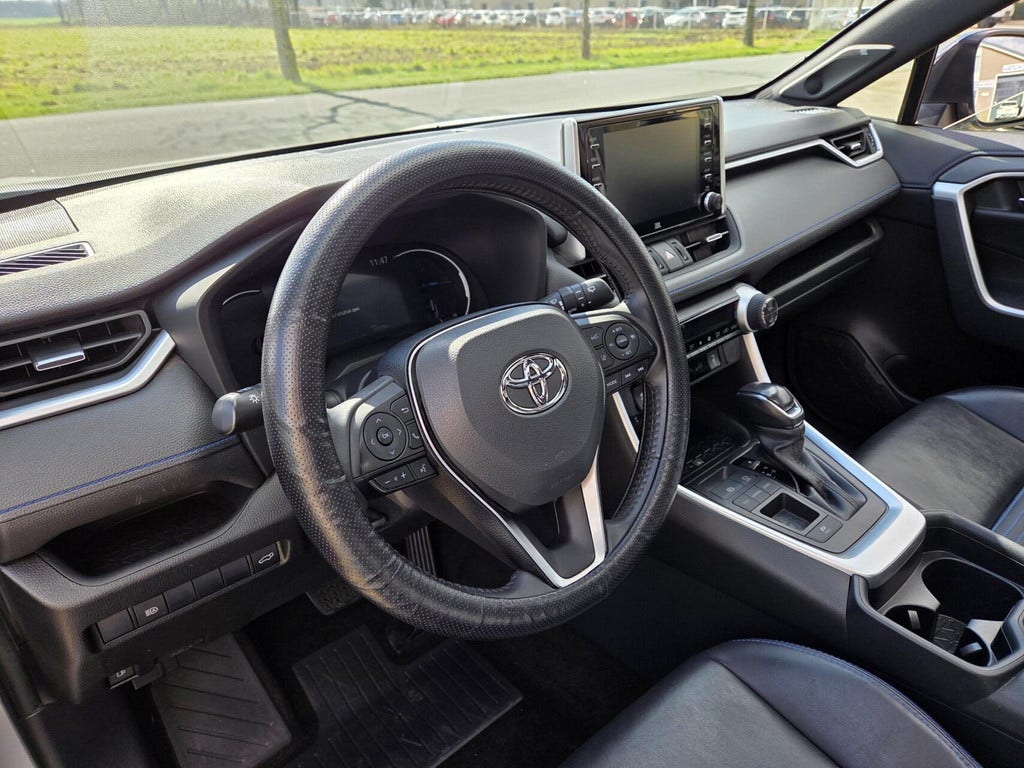Toyota RAV4 (24)