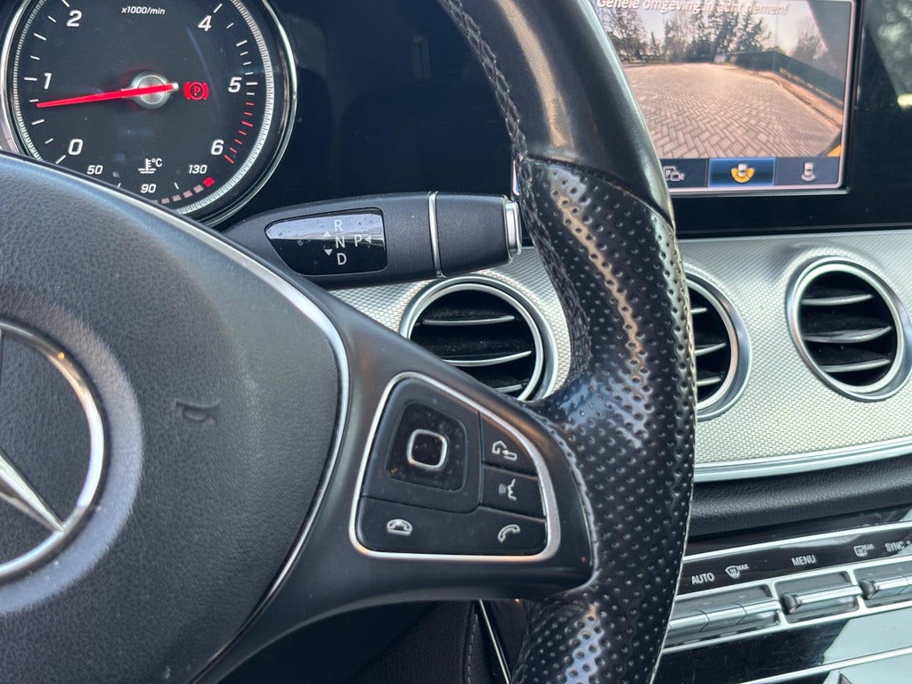 Mercedes-Benz E-Klasse (24)