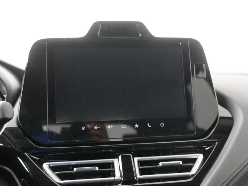 Suzuki Cross (14)